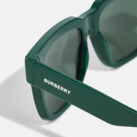 New - 💯 Original BURBERRY BE4394F HAYDEN SUNGLASSES - Picture 13 of 16